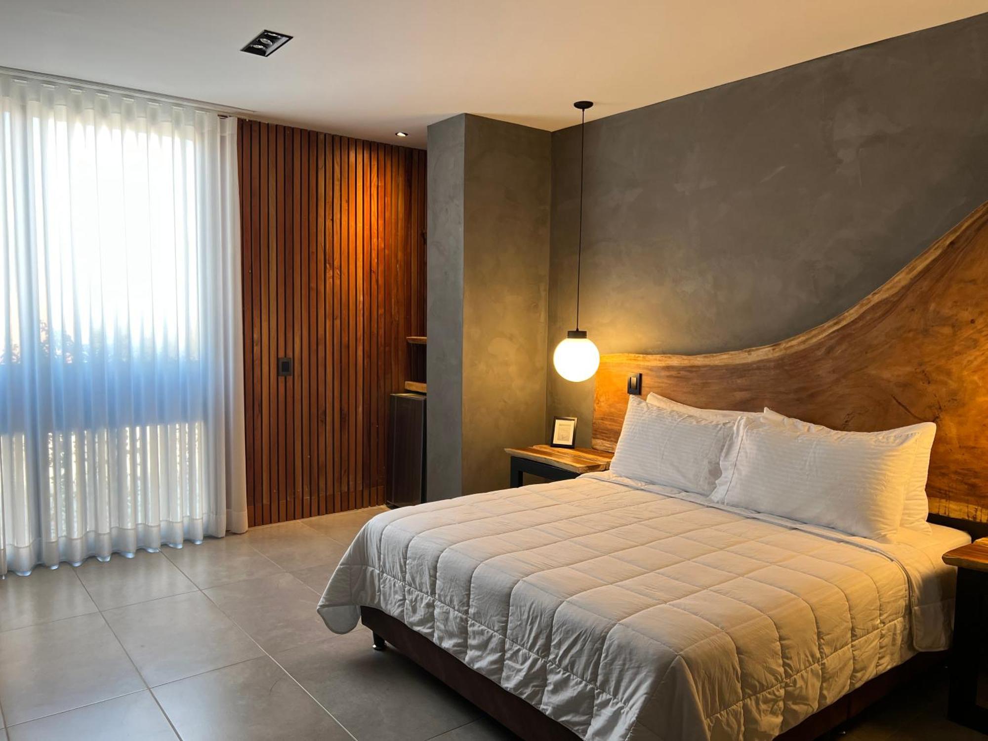 Hotel Zelva Negra Medellin Ngoại thất bức ảnh